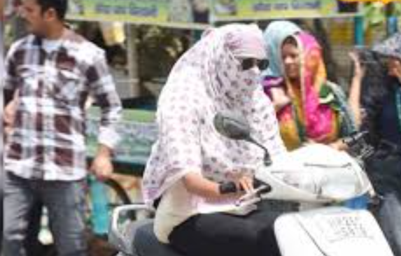 हरियाणा में गर्मी दिखाने लगी तेवर, 31 डिग्री पहुंचा तापमान, आगे कैसा रहेगा मौसम, जानिए अपडेट हरियाणा में गर्मी दिखाने लगी तेवर, 31 डिग्री पहुंचा तापमान, आगे कैसा रहेगा मौसम, जानिए अपडेट