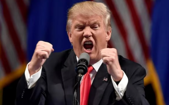 बौखलाए ट्रंप बाज नहीं आ रहे, अब भारत के सोलर इंपोर्ट पर फोड़ा 126% का टैरिफ बम बौखलाए ट्रंप बाज नहीं आ रहे, अब भारत के सोलर इंपोर्ट पर फोड़ा 126% का टैरिफ बम