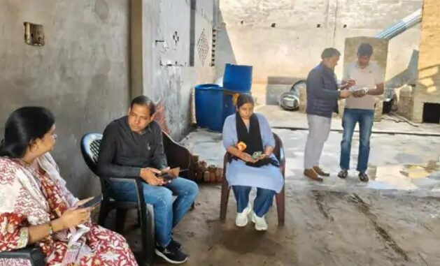 मुजफ्फरनगर में 545 किलो मिलावटी खाद्य सामग्री नष्ट: होली से पहले डेढ़ लाख रुपये का सामान जब्त मुजफ्फरनगर में 545 किलो मिलावटी खाद्य सामग्री नष्ट: होली से पहले डेढ़ लाख रुपये का सामान जब्त